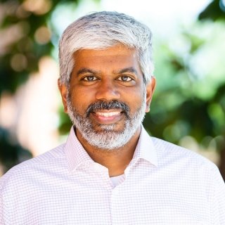 Raj Seneviratne headshot
