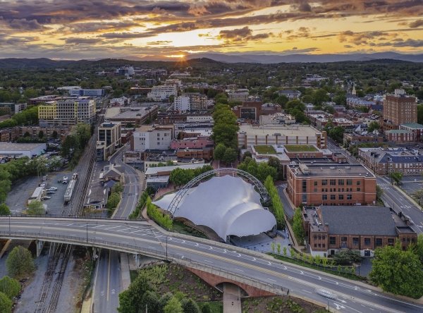 checkerboard_life-charlottesville_aerial-downtown_600x444_2022-11-16.jpg Aerial image of downtown Charlottesville