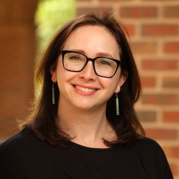 Ann Lhospital headshot