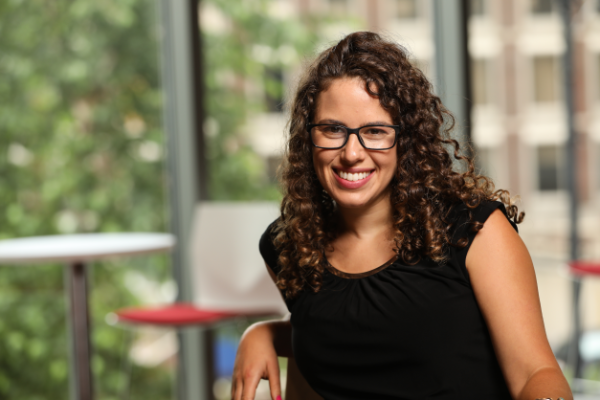 Headshot of Mimi Arbeit