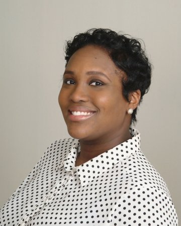 Headshot of Crystal Francis