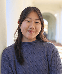 Headshot of speech communication disorders student Gloria Ren